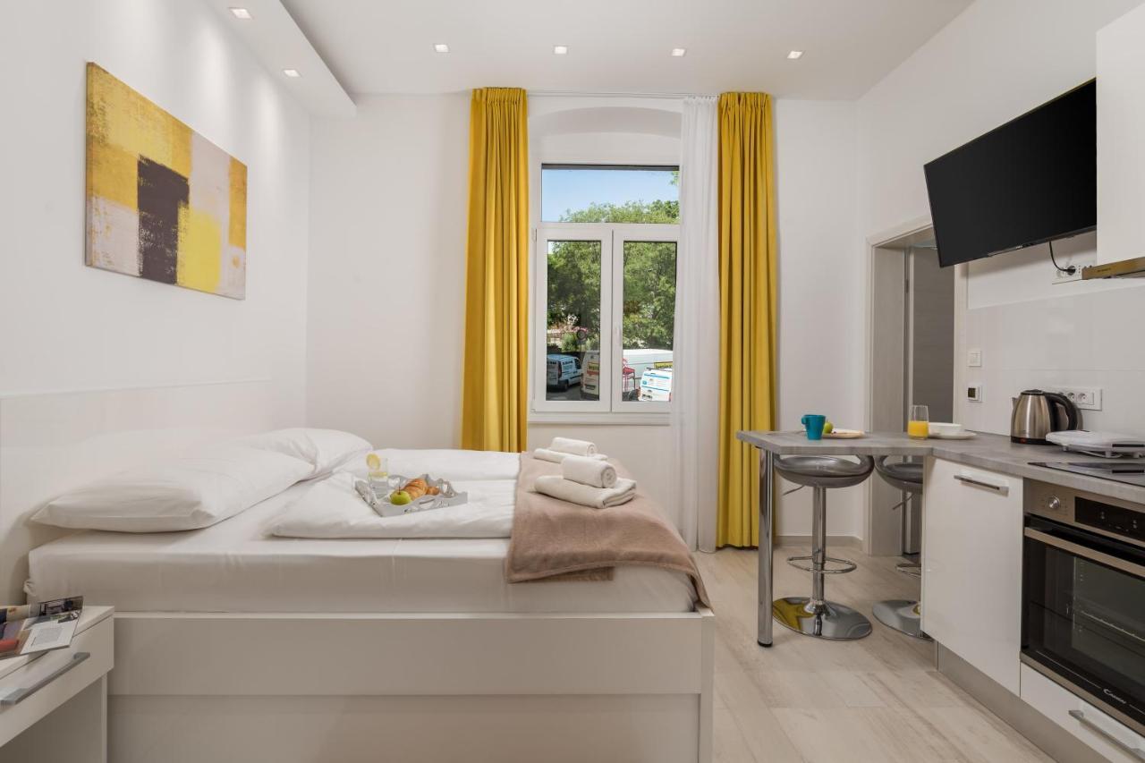 Lux Apartments Ριέκα Εξωτερικό φωτογραφία